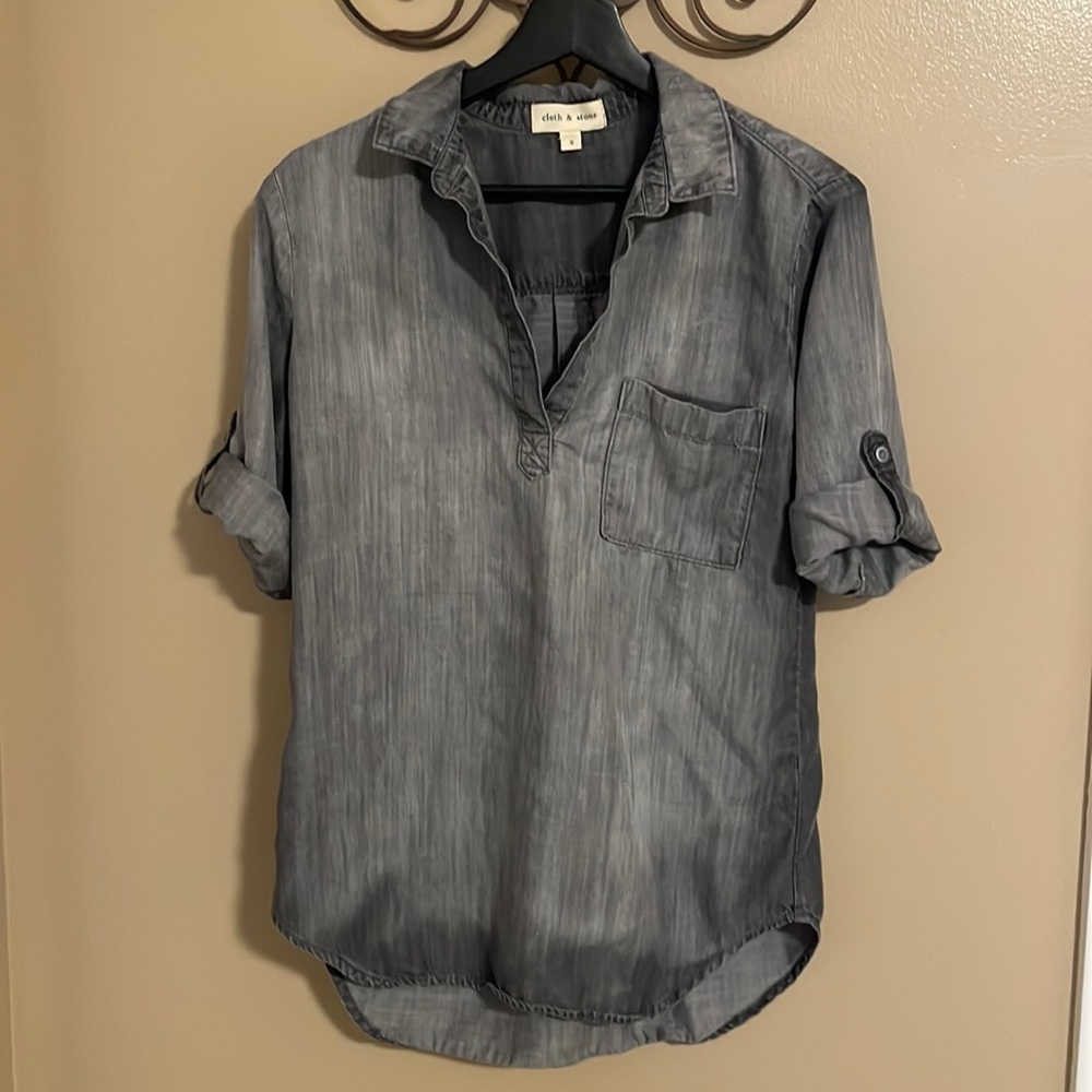 Cloth & Stone V neck Tunic Top